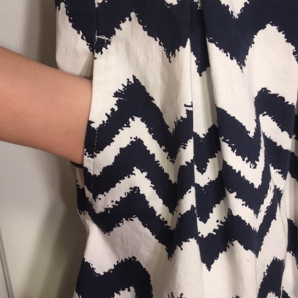 Navy and White Chevron Dress - Picture 5 of 7